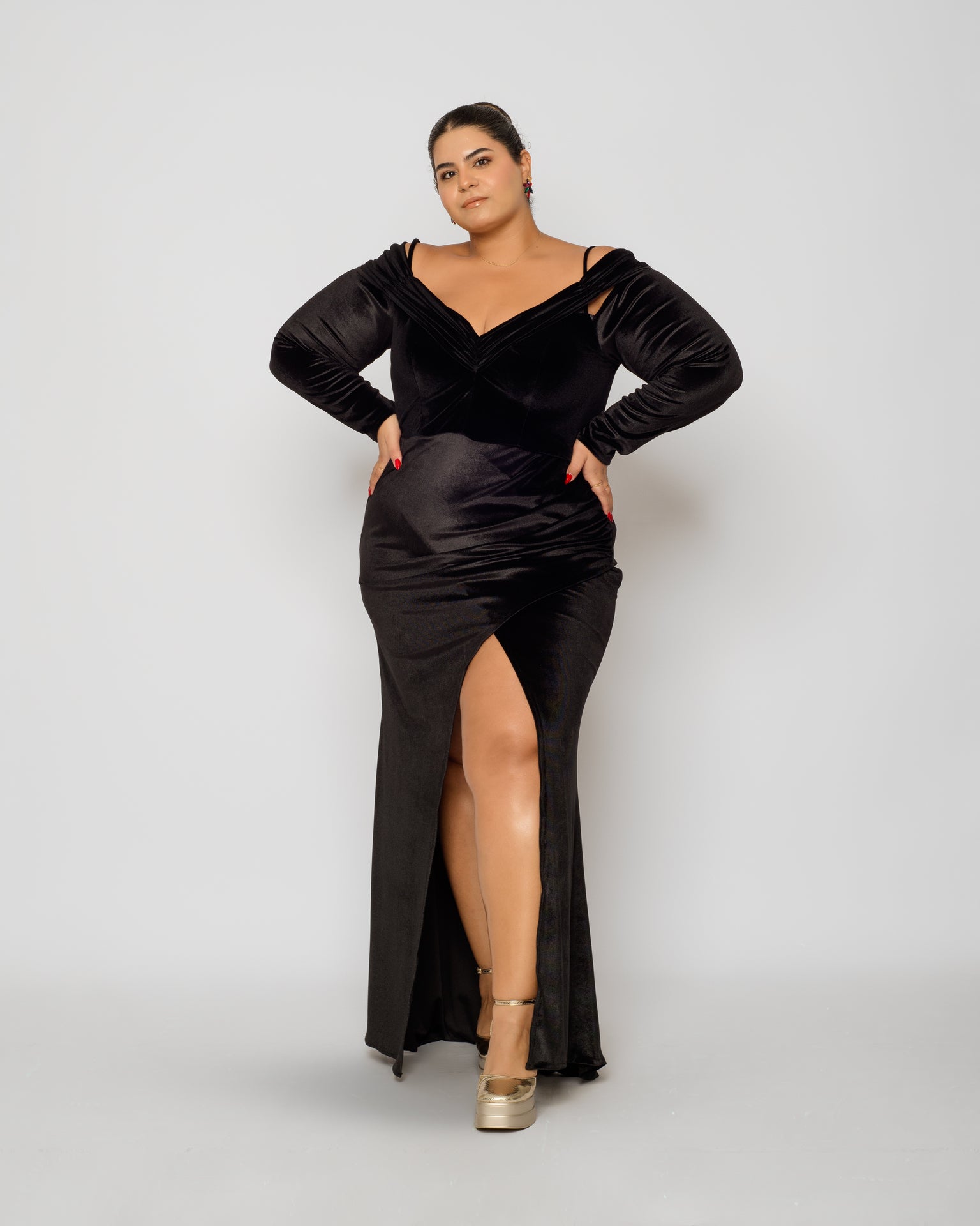 Off Shoulder Velvet Maxi Dress - Black