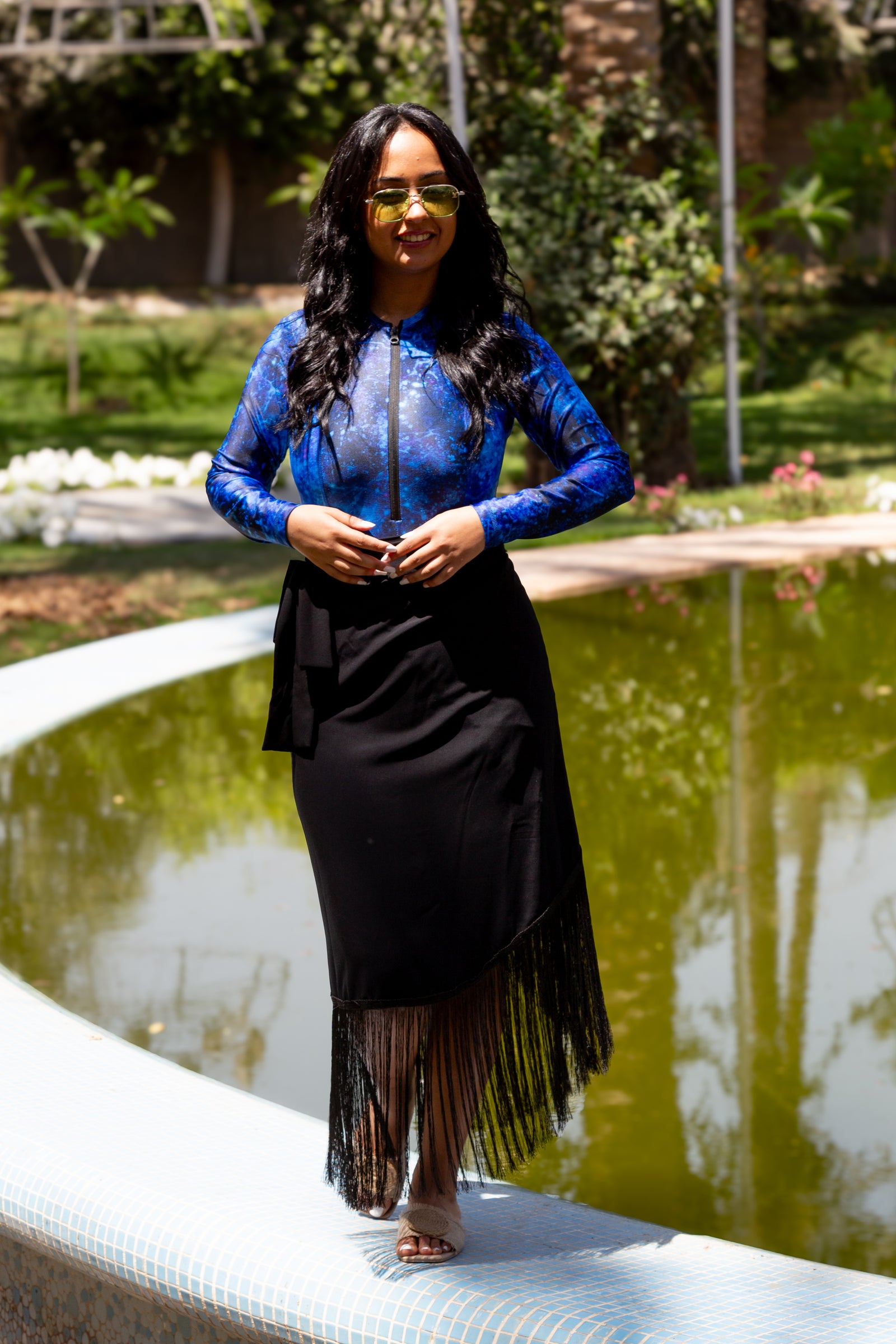 Diva crepe wrap skirt with fringes - Black