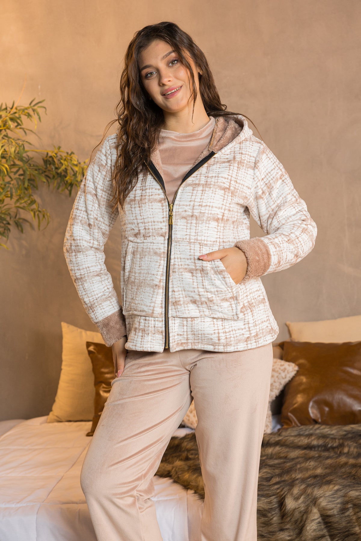 Almond Haven 3-Piece Set