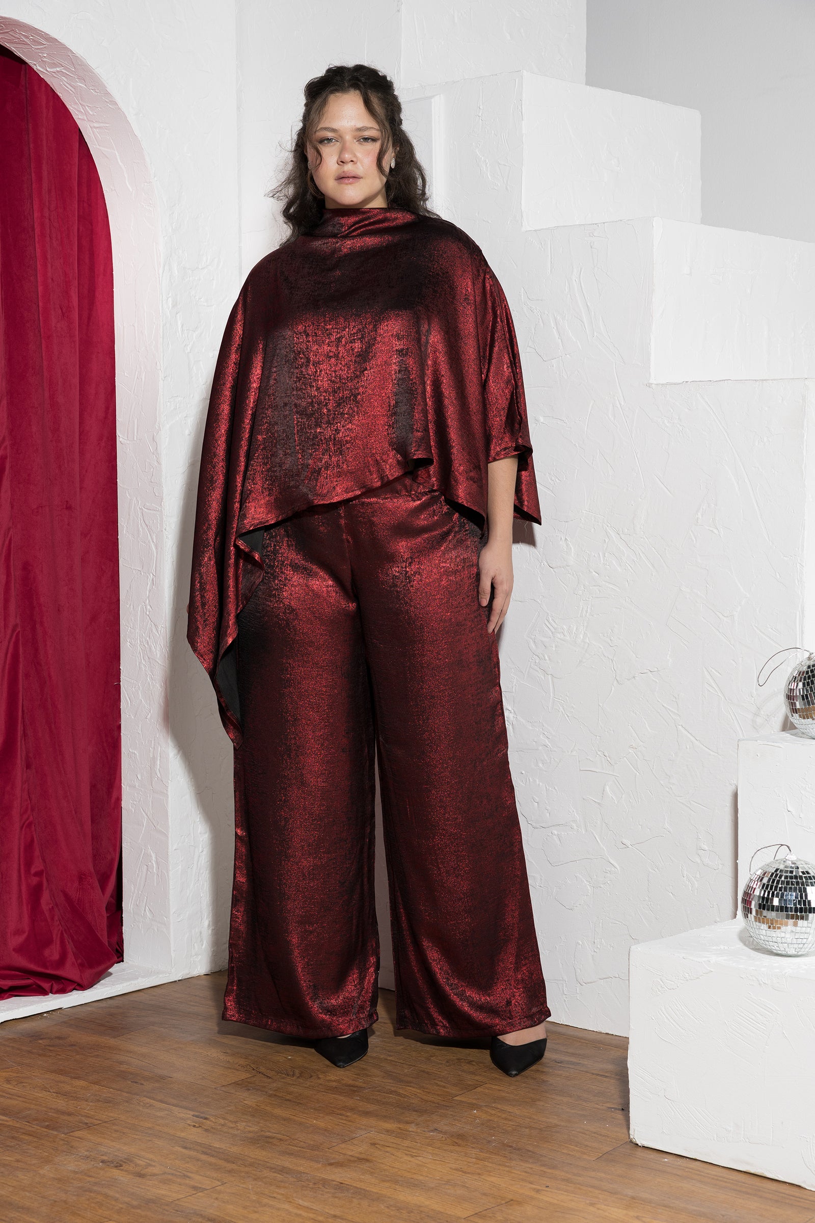 Crimson Glow Statement Soirée Set
