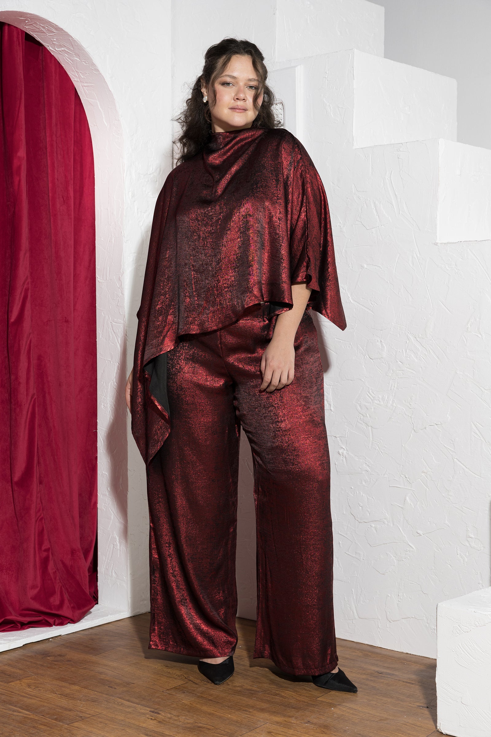 Crimson Glow Statement Soirée Set