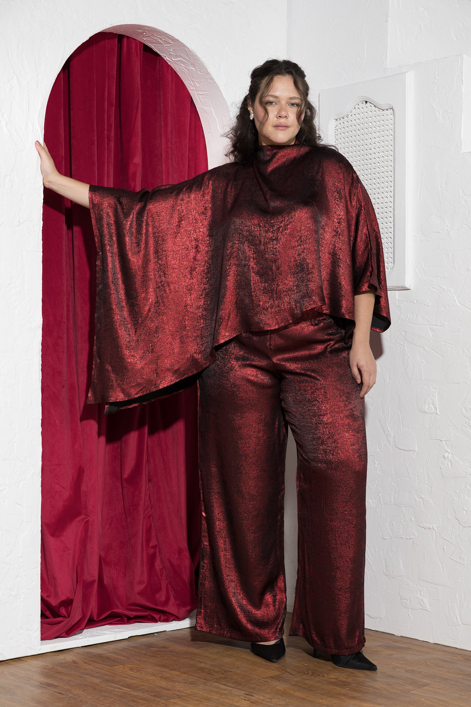 Crimson Glow Statement Soirée Set