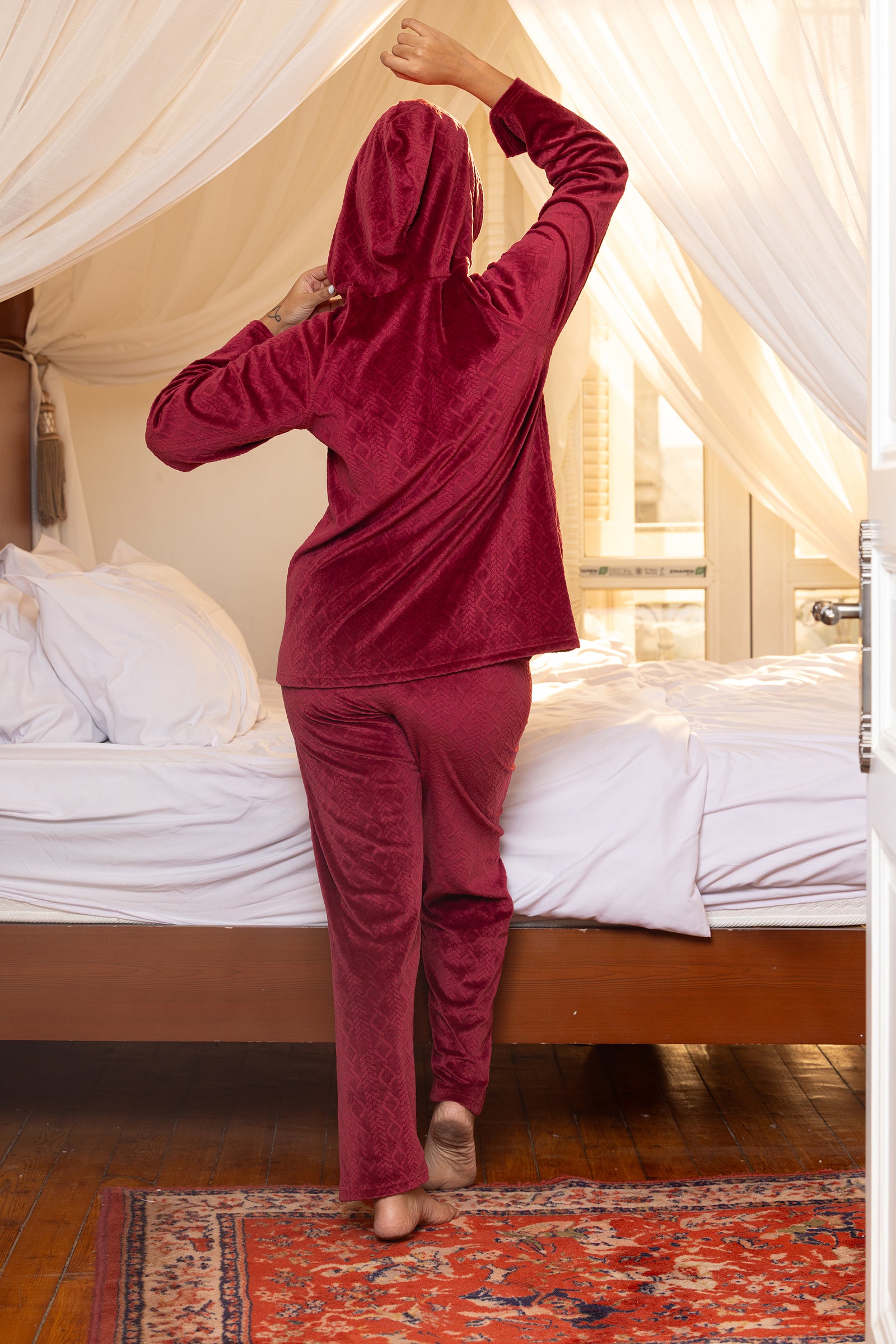 Red Velvet Hooded Set