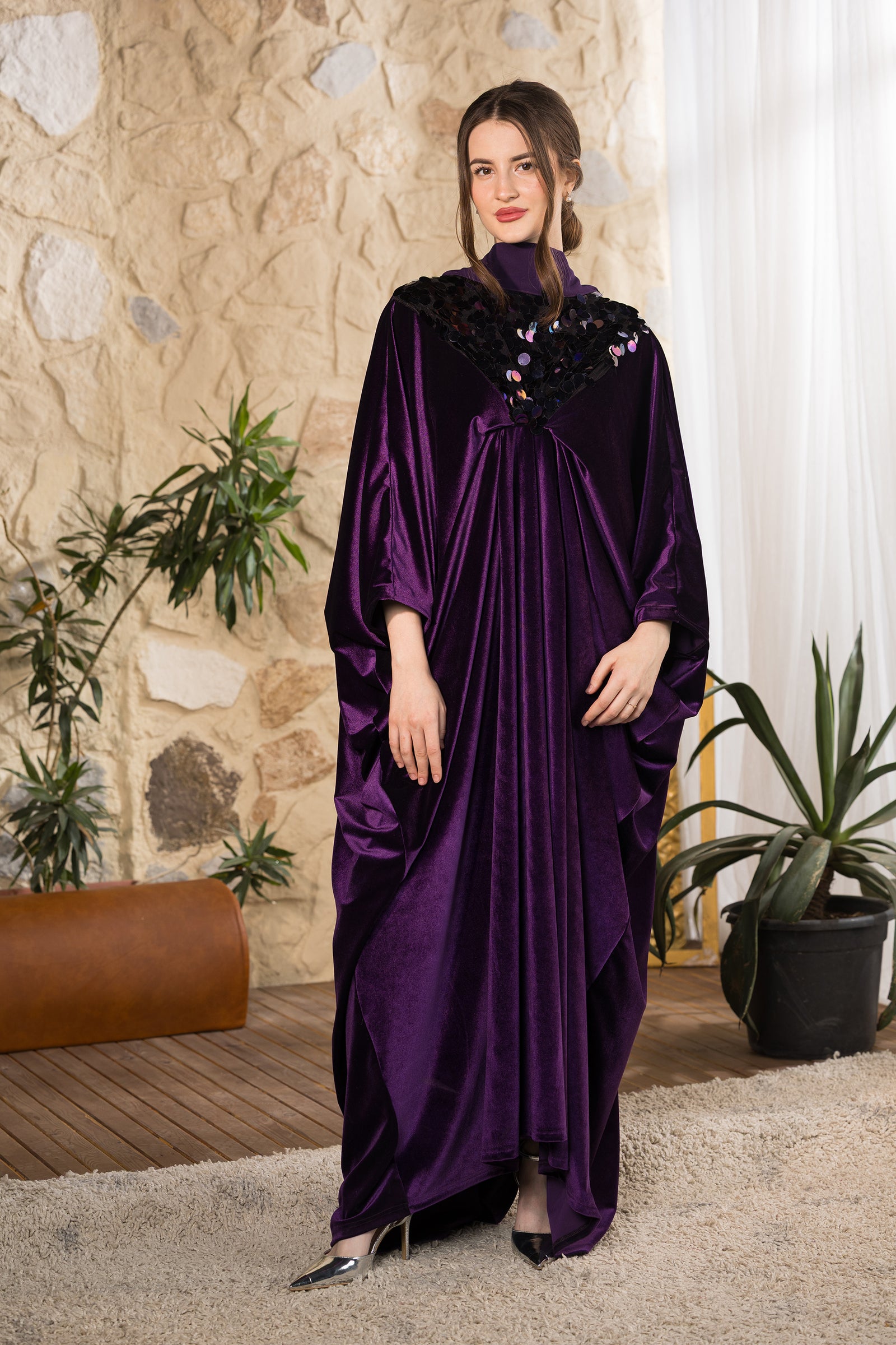Royal Amethyst Velvet Abaya