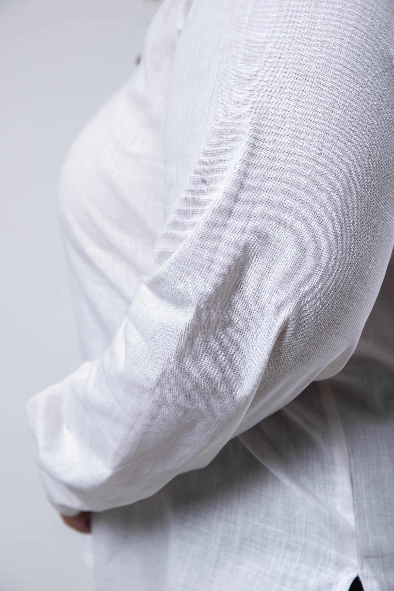The Pearl Basic Linen Shirt - White
