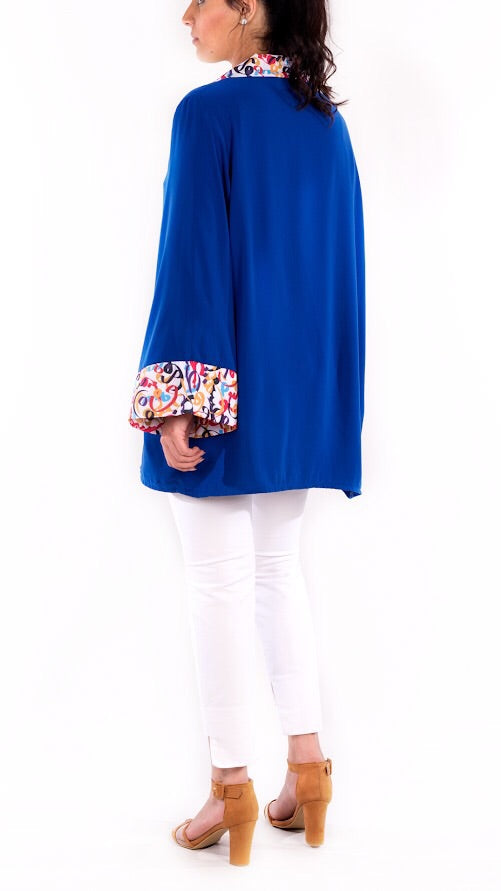 The Blue Calligraphy Collar kimono
