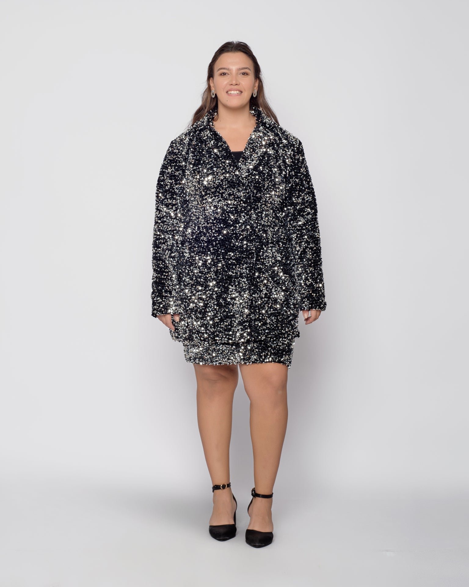 The sequin blazer dress - Silver Rafeya Fashion The sequin blazer dress - Silver Rafeya Fashion