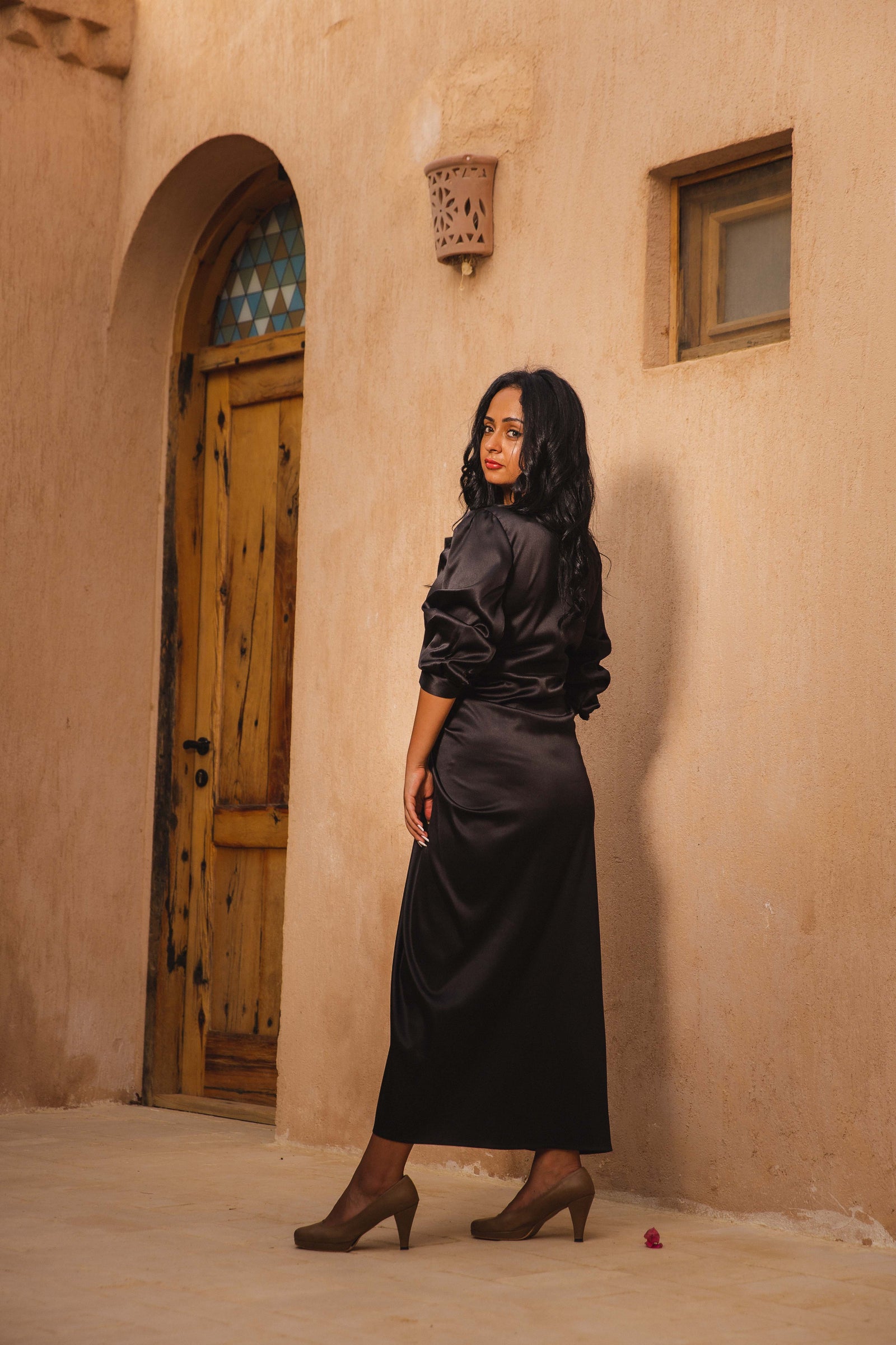 The Royal Satin wrap dress - Black