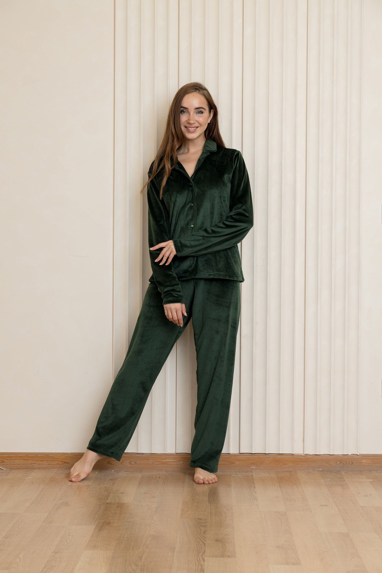 Velvet Luxe Winter Pajama Set - Emerald Green