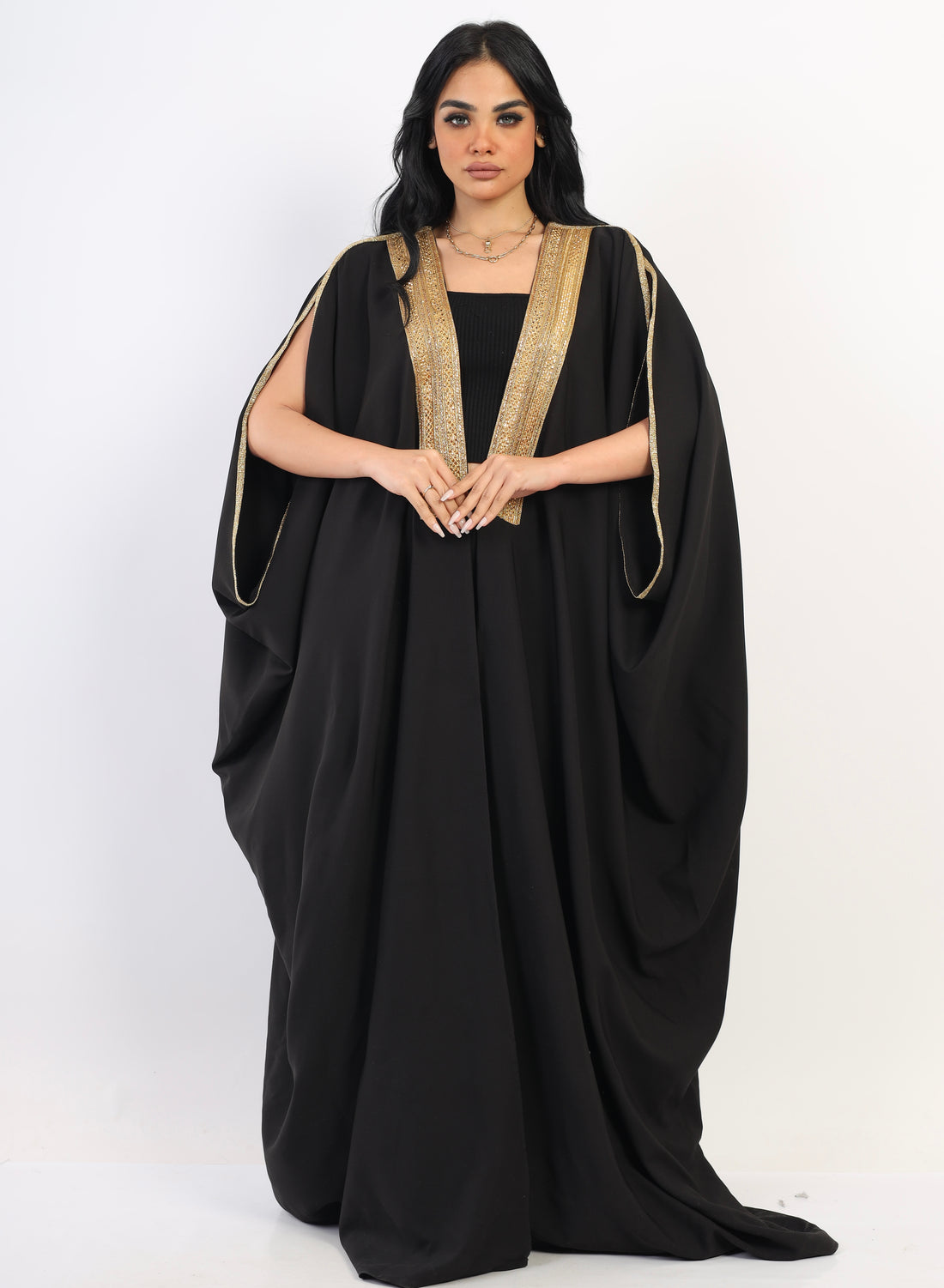 The lady in kaftan- Black