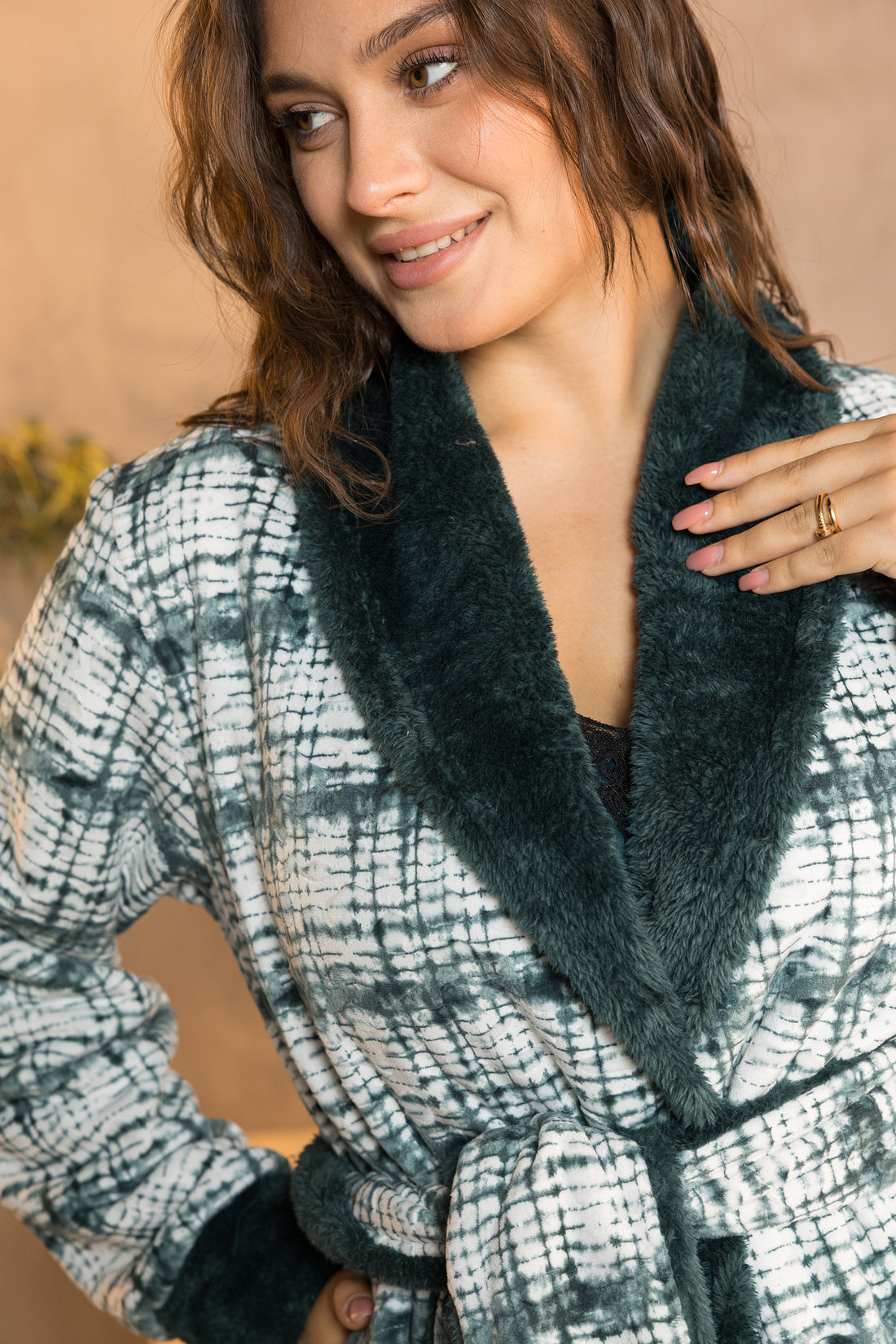 Teal Haven Short Fleece Robe