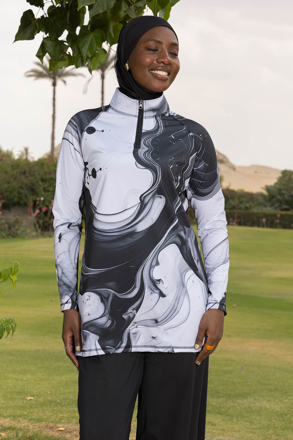 Noir Marble Basic Top
