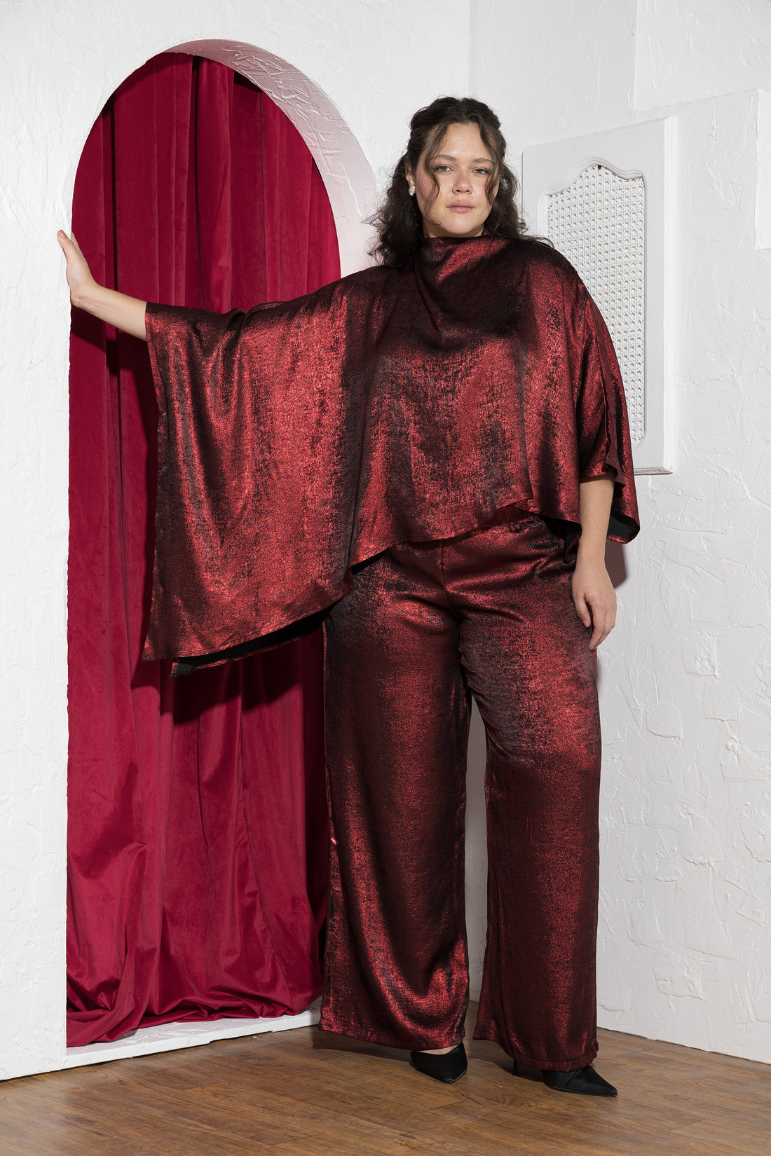 Crimson Glow Statement Soirée Set