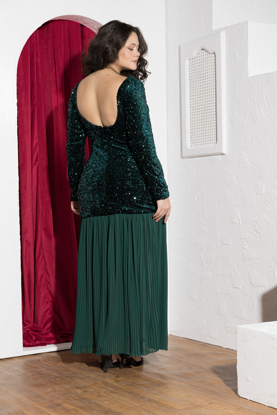 Emerald Green Sequin & Pleated Chiffon Soirée Dress