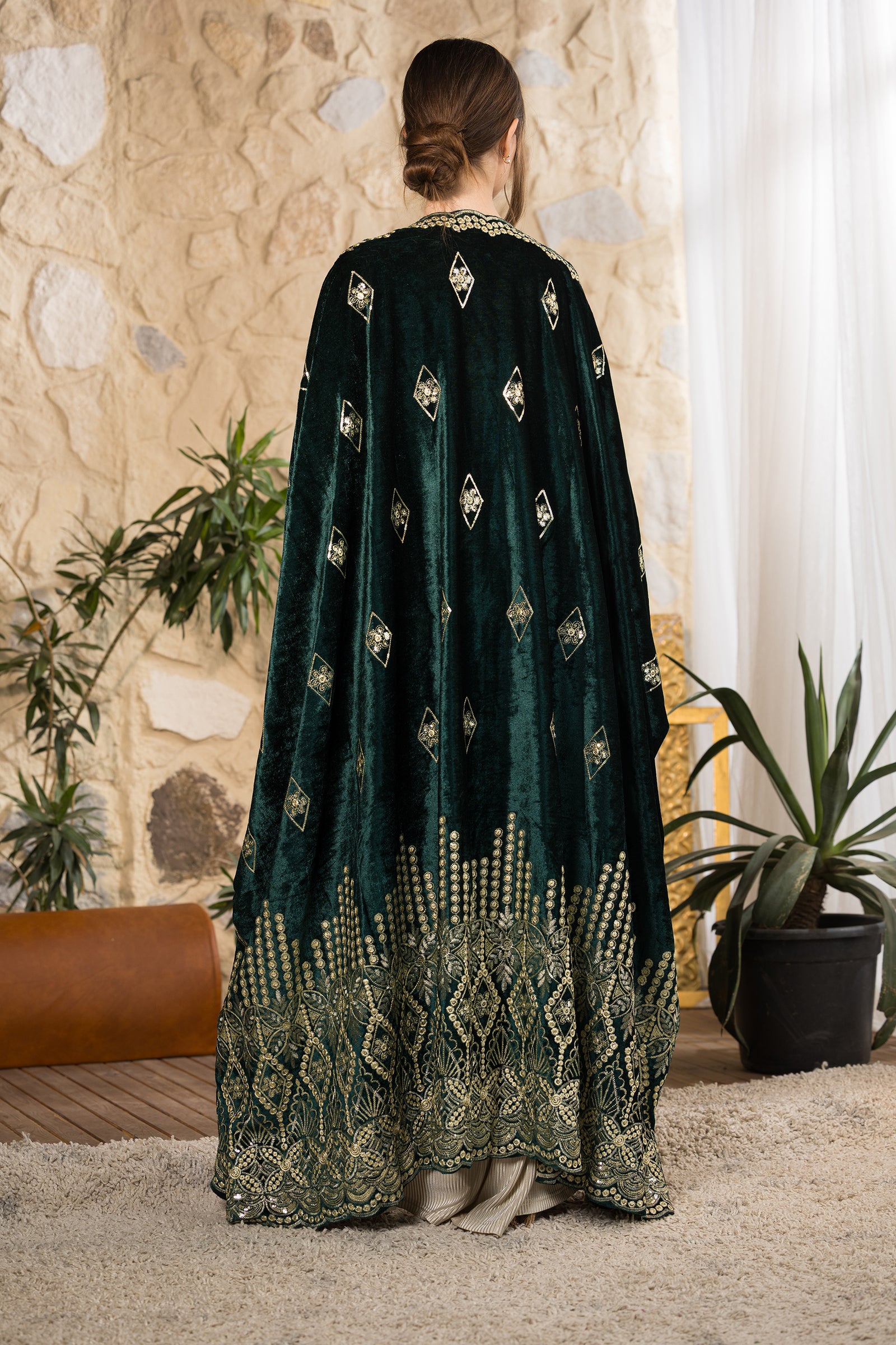 Emerald Heritage Embroidered Velvet Abaya