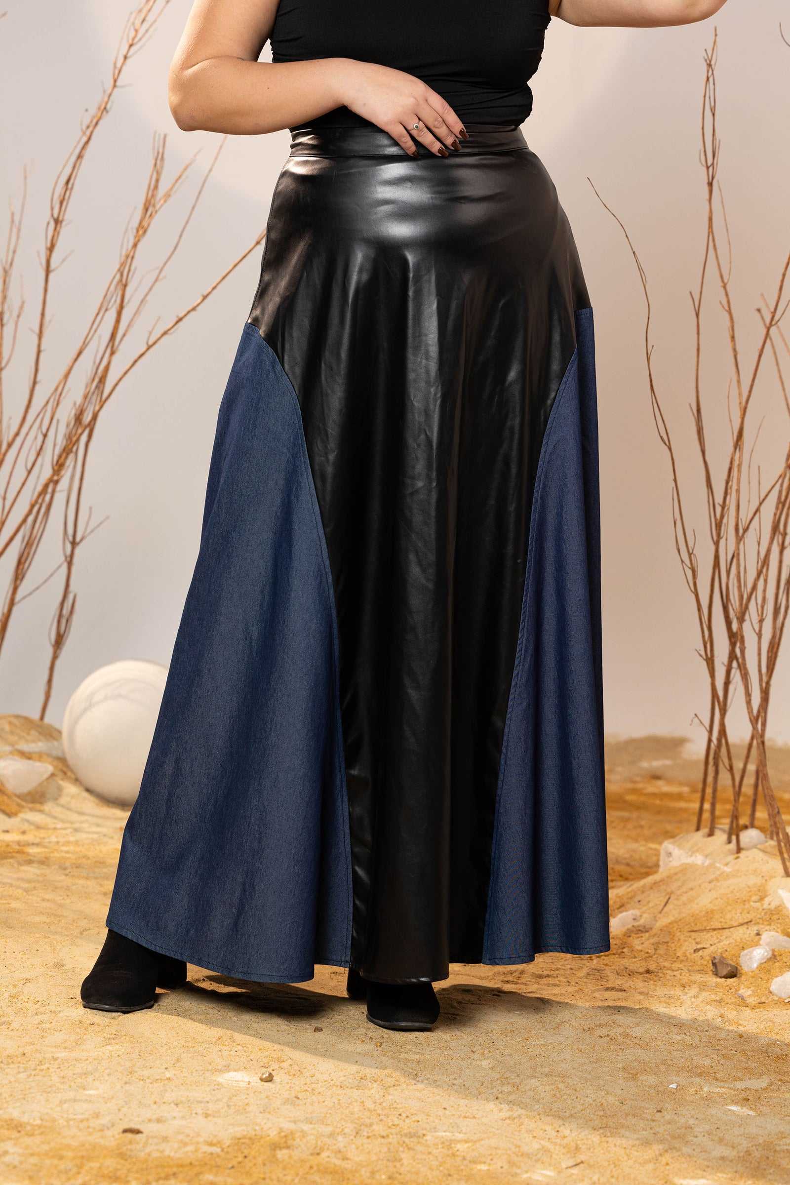 Midnight Contrast Skirt