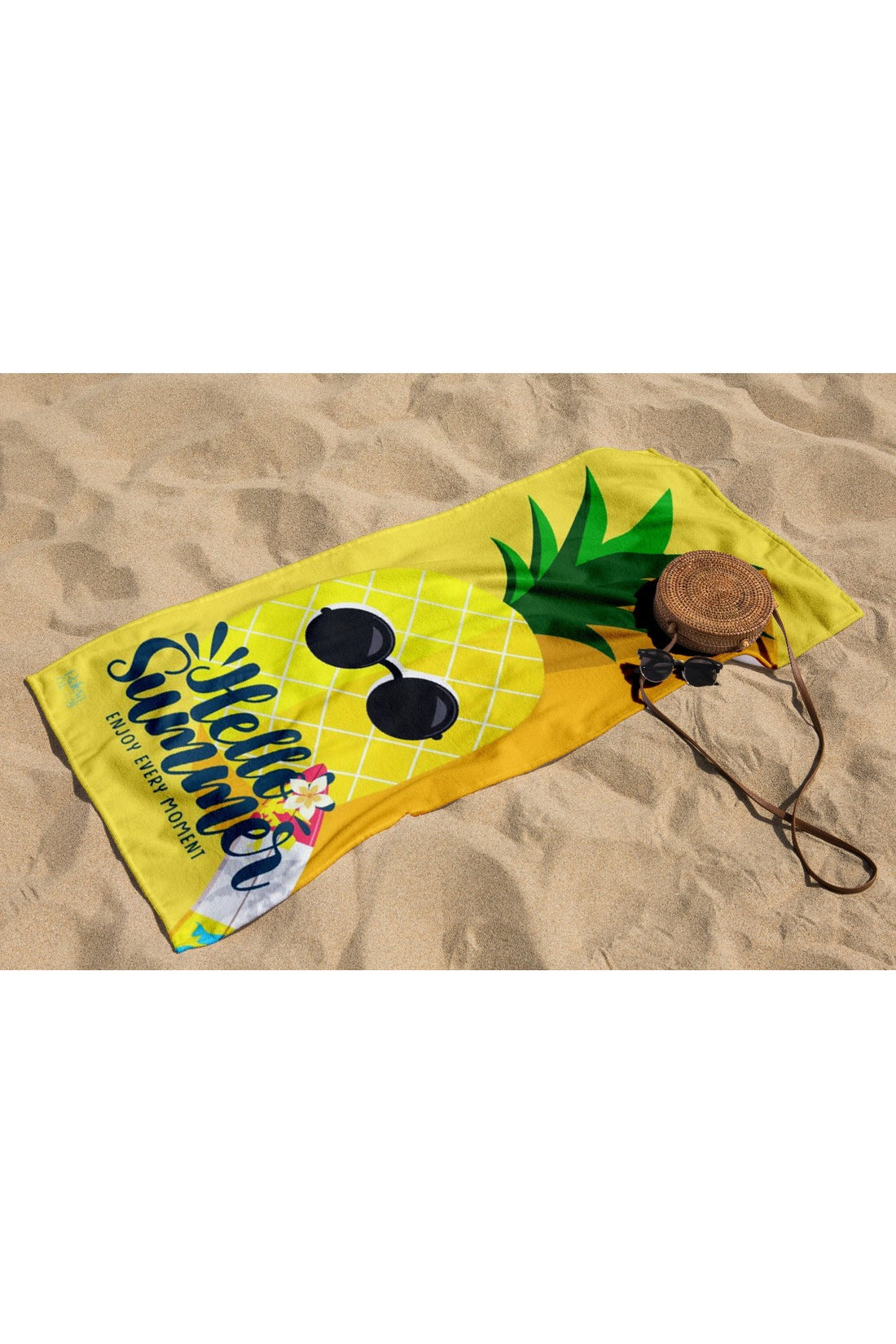 Pineapple Pop Beach Towel