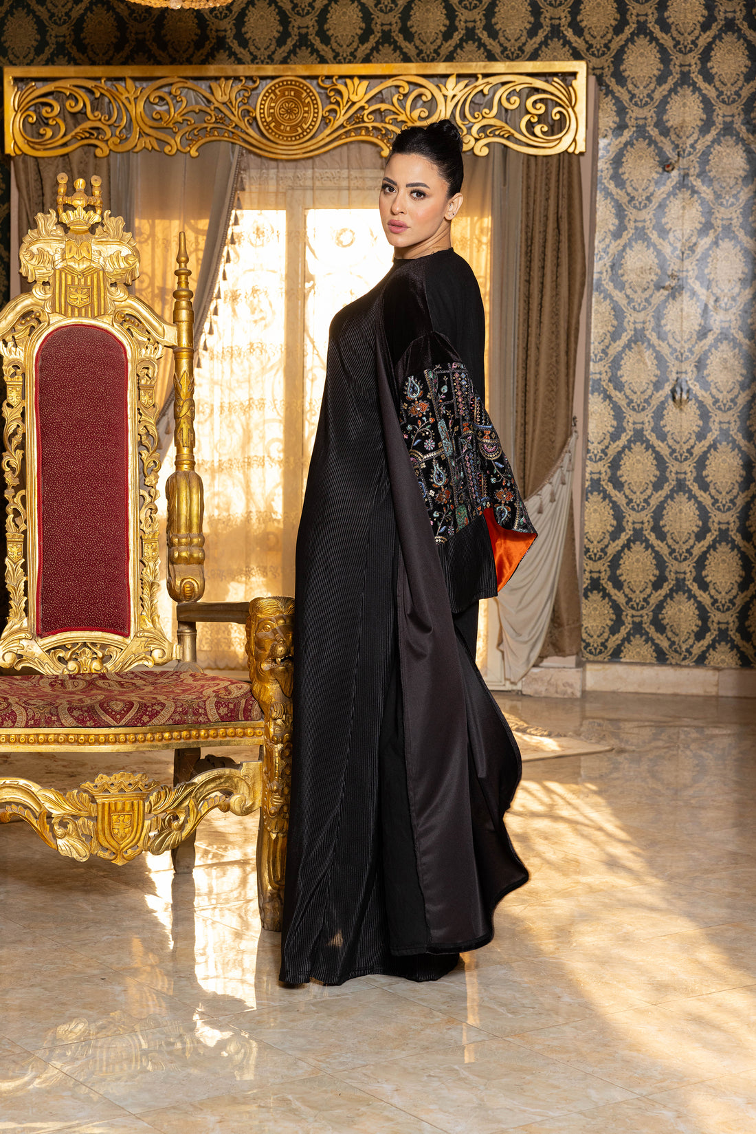 Shahrazad Velvet Kimono