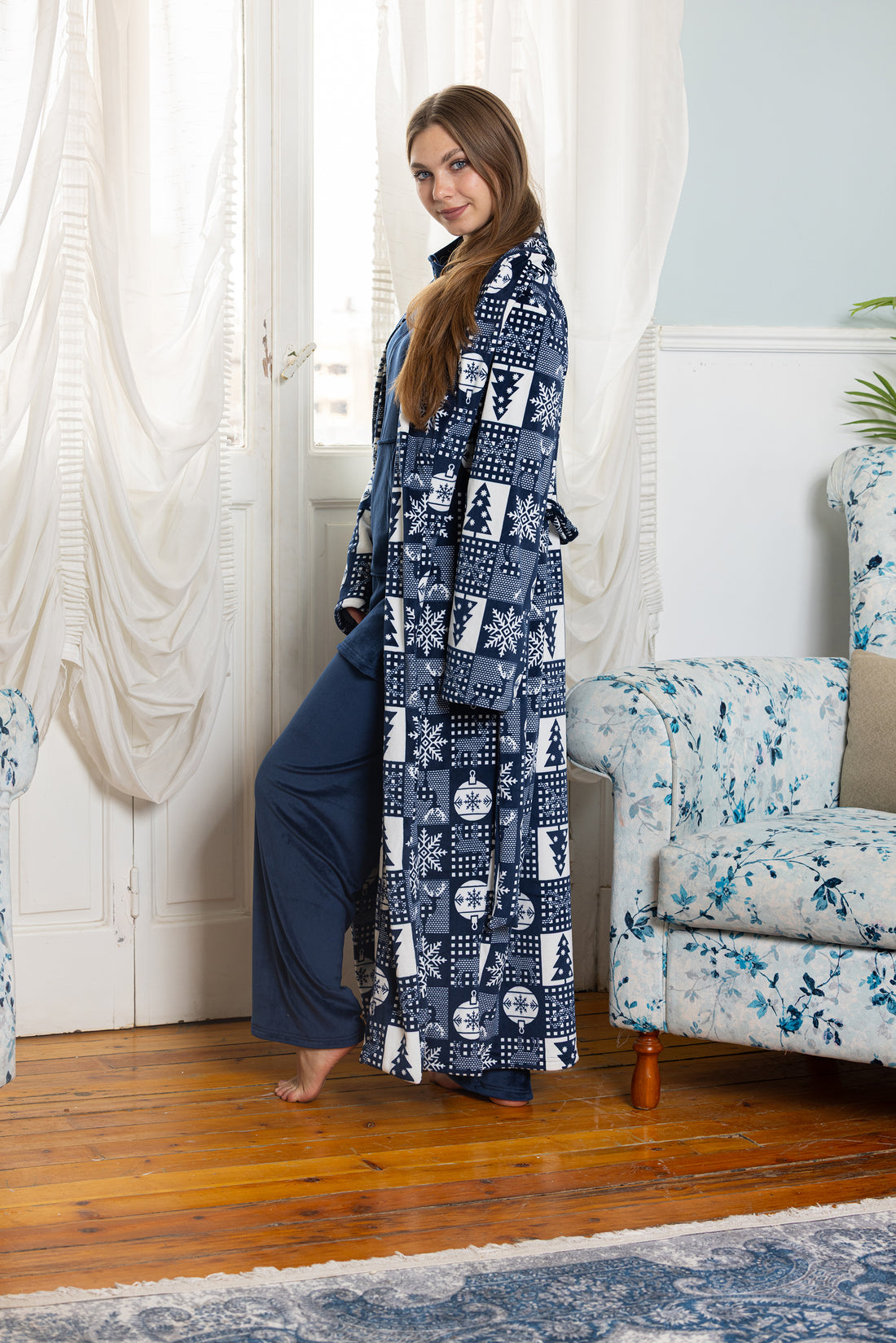 The Winter Tale Robe