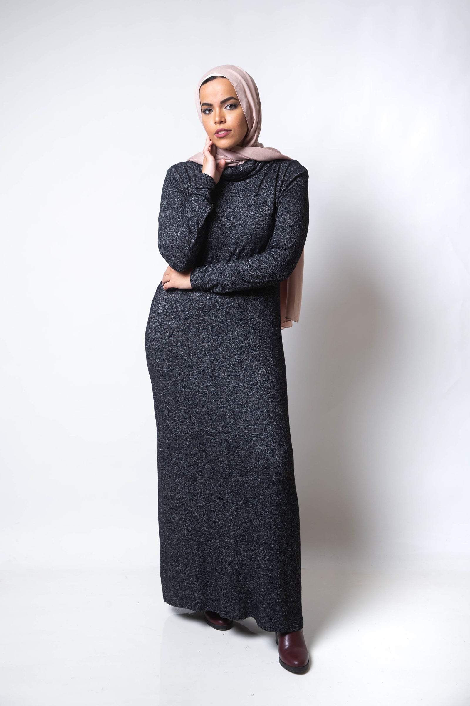 Basic Turtle Dress - Black