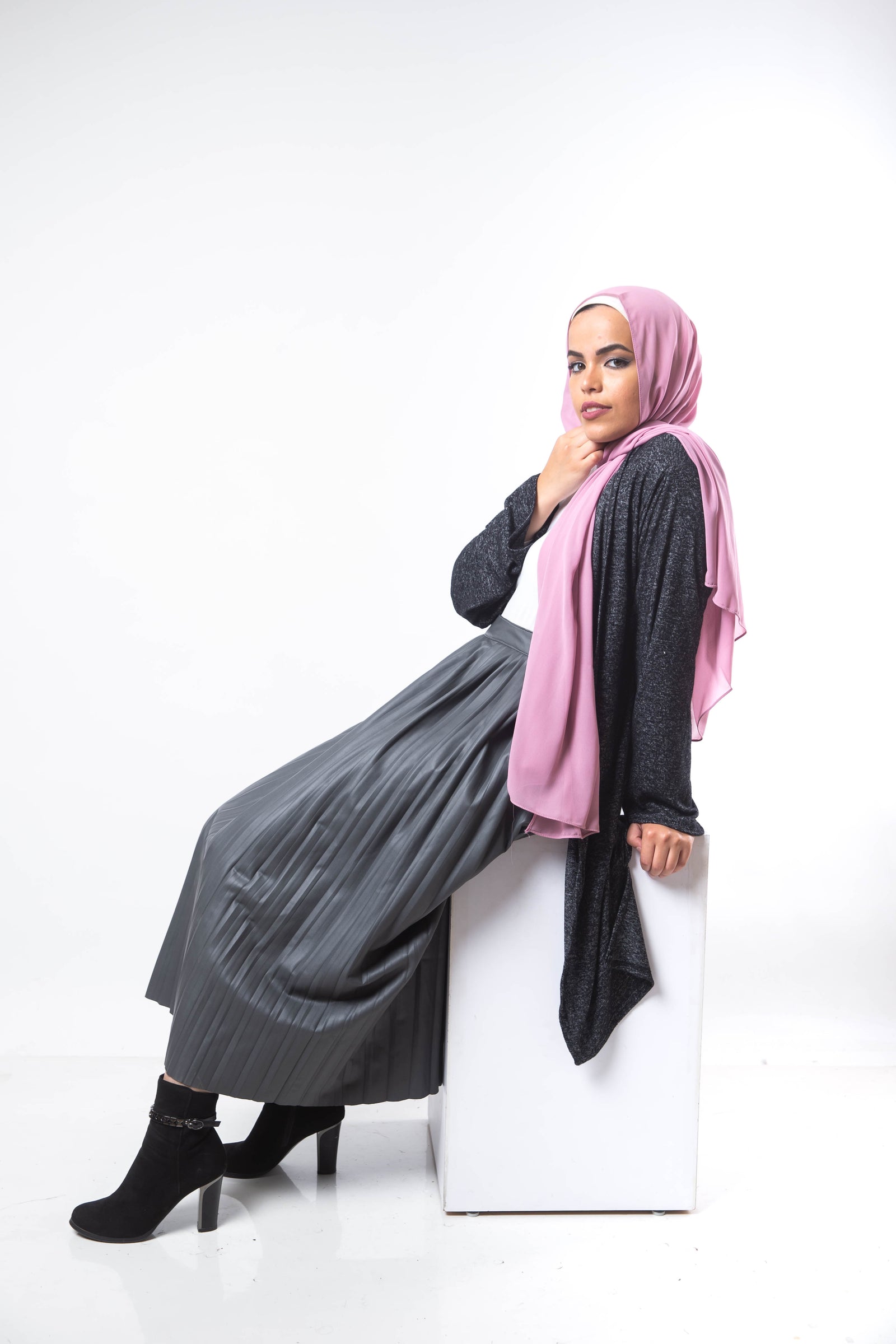 Lether Pleats Skirt - Grey