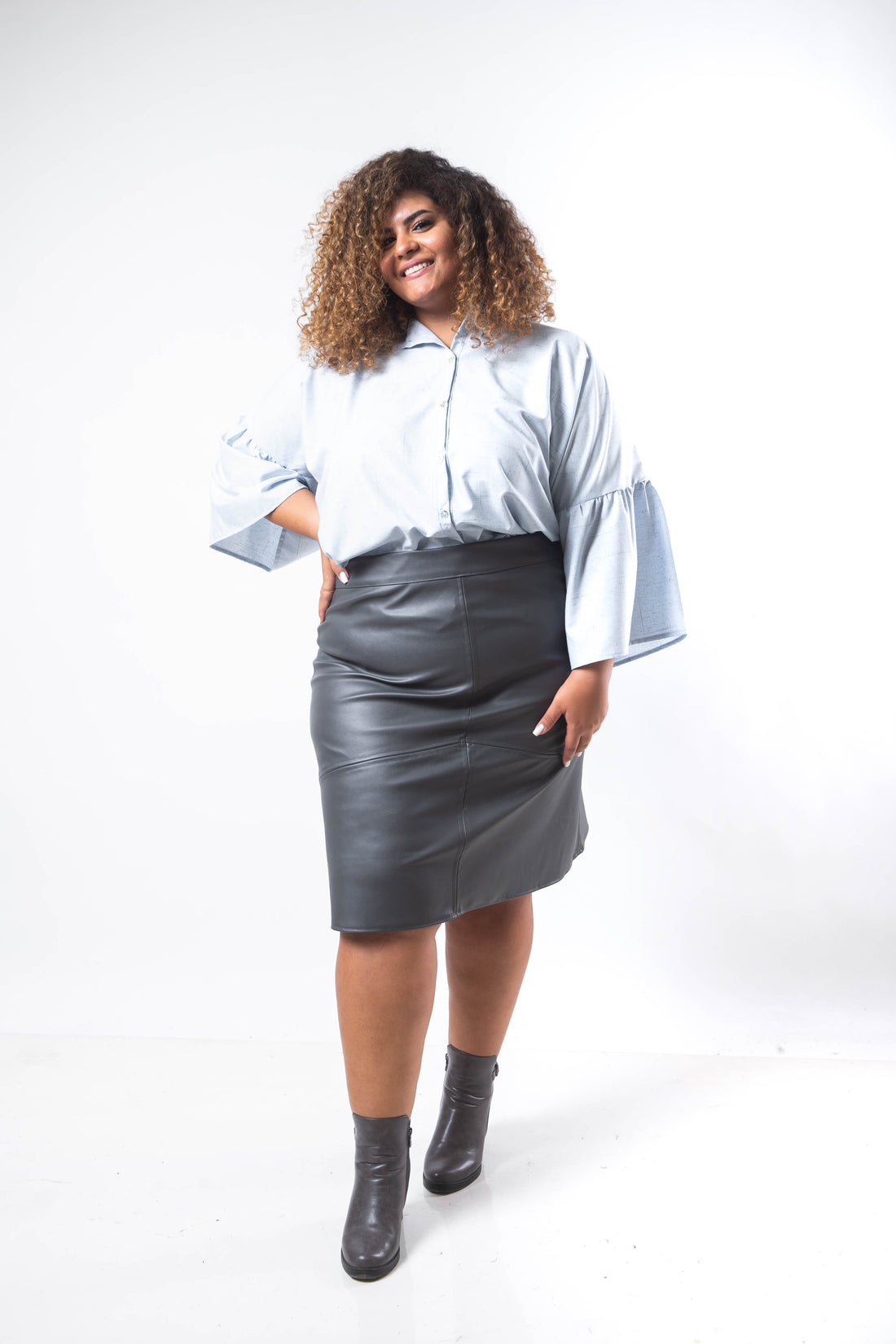 A-Line Knee Leather Skirt - Grey