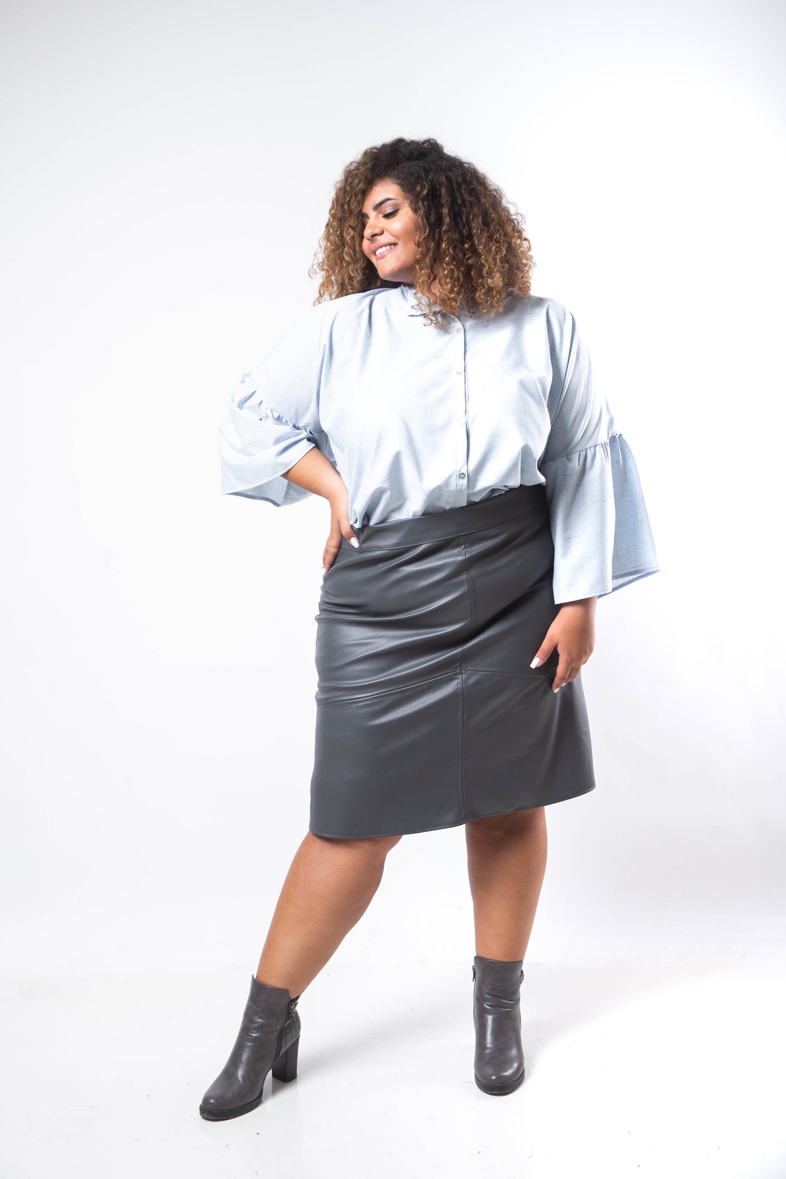 A-Line Knee Leather Skirt - Grey