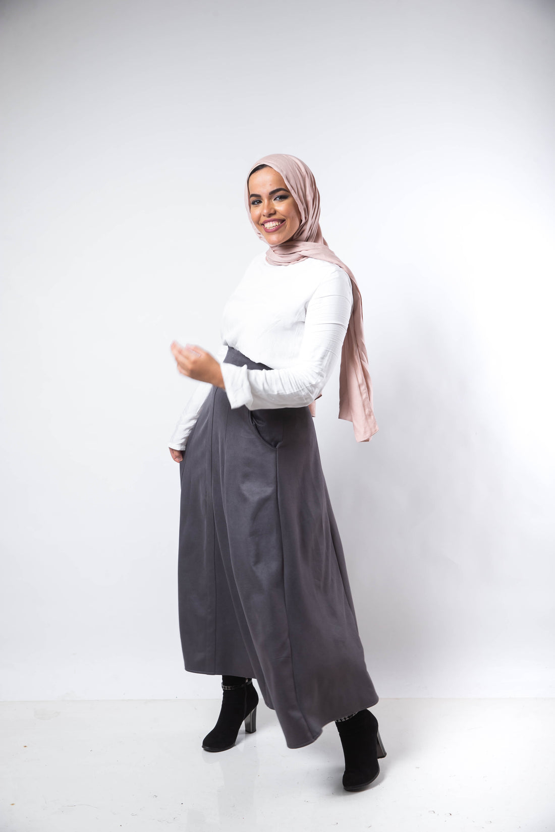 High Waist Suede Skirt - Grey
