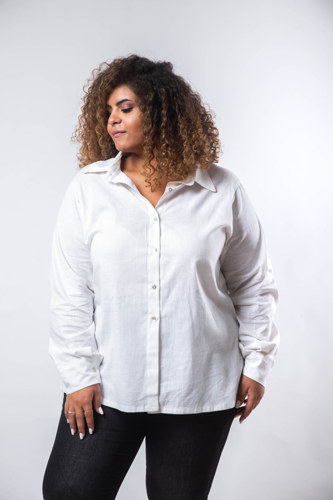 The Pearl Basic Linen Shirt - White