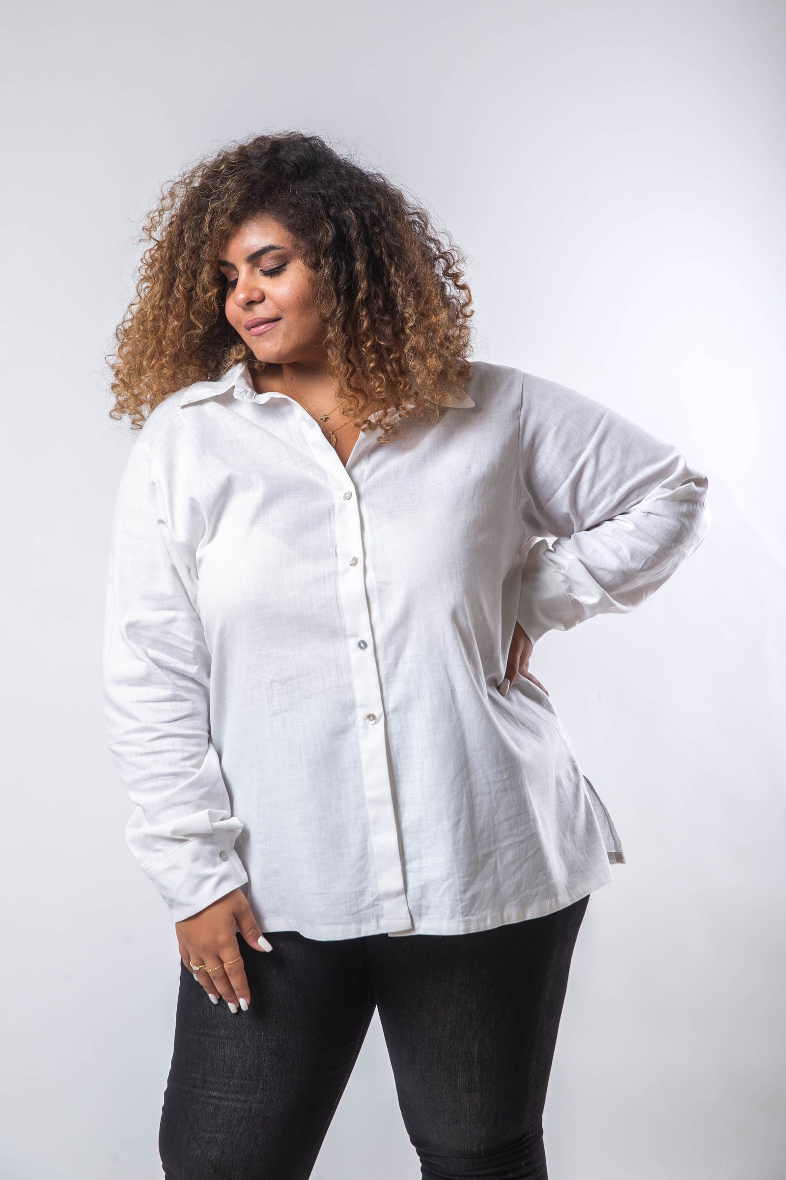 The Pearl Basic Linen Shirt - White